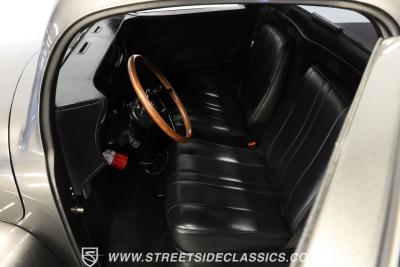 1948 Ford F-1 Restomod