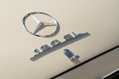 1959 Mercedes - Benz 190 SL