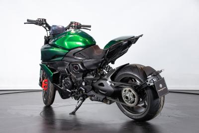 2024 Ducati DUCATI DIAVEL V4 BENTLEY
