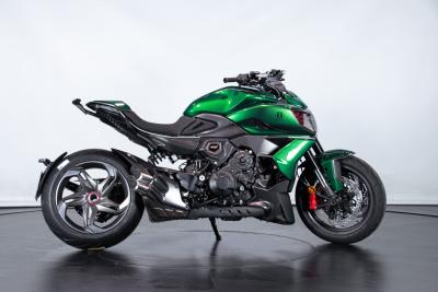 2024 Ducati DUCATI DIAVEL V4 BENTLEY