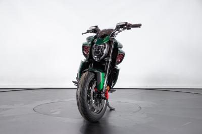 2024 Ducati DUCATI DIAVEL V4 BENTLEY