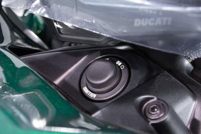 2024 Ducati DUCATI DIAVEL V4 BENTLEY