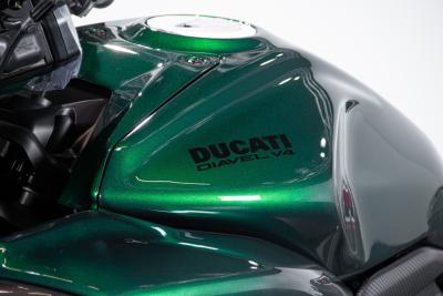 2024 Ducati DUCATI DIAVEL V4 BENTLEY