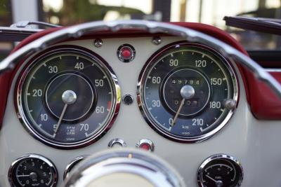 1962 Mercedes - Benz Mercedes Benz 190 SL &ldquo;Wei&szlig;&shy;grau &uuml;ber Rot&rdquo;