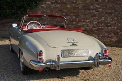 1962 Mercedes - Benz Mercedes Benz 190 SL &ldquo;Wei&szlig;&shy;grau &uuml;ber Rot&rdquo;