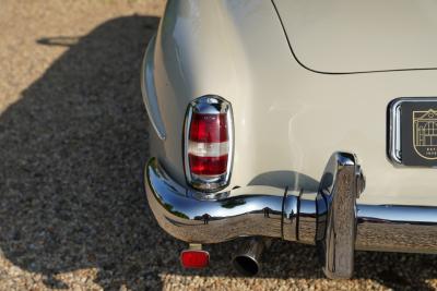 1962 Mercedes - Benz Mercedes Benz 190 SL &ldquo;Wei&szlig;&shy;grau &uuml;ber Rot&rdquo;