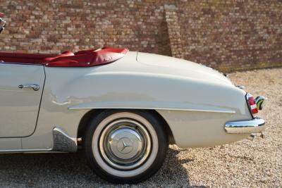 1962 Mercedes - Benz Mercedes Benz 190 SL &ldquo;Wei&szlig;&shy;grau &uuml;ber Rot&rdquo;