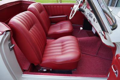 1962 Mercedes - Benz Mercedes Benz 190 SL &ldquo;Wei&szlig;&shy;grau &uuml;ber Rot&rdquo;