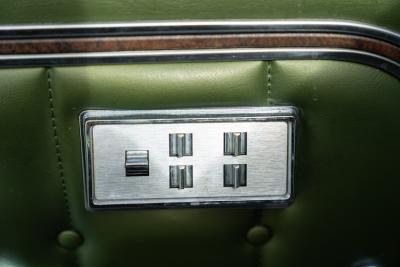 1976 Ford GRAN TORINO 4 DOOR 5.7 V8 BROUGHAM