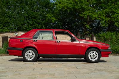1991 Alfa Romeo 75