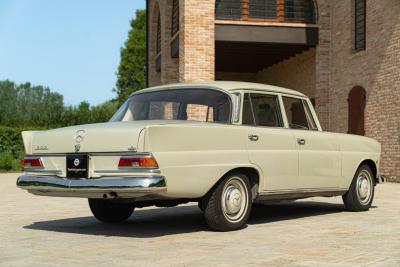 1966 Mercedes - Benz 200 CODINE