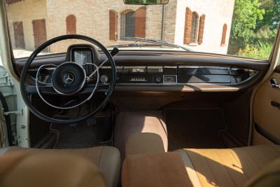 1966 Mercedes - Benz 200 CODINE