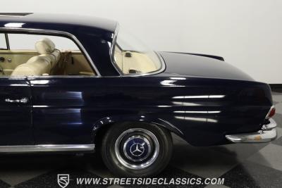 1966 Mercedes - Benz 250SE Coupe