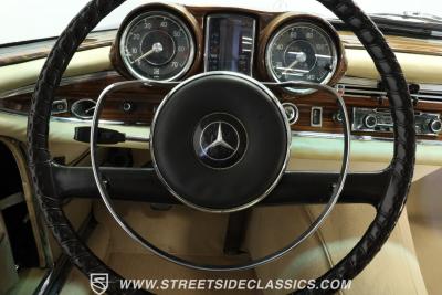 1966 Mercedes - Benz 250SE Coupe