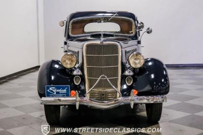 1935 Ford 5-Window Rumble Seat Coupe