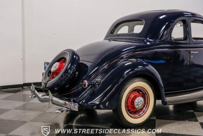 1935 Ford 5-Window Rumble Seat Coupe