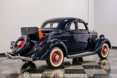 1935 Ford 5-Window Rumble Seat Coupe