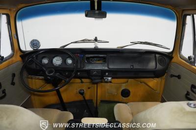 1972 Volkswagen Westfalia Camper