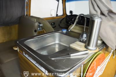 1972 Volkswagen Westfalia Camper
