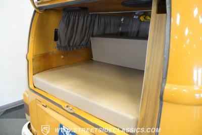1972 Volkswagen Westfalia Camper