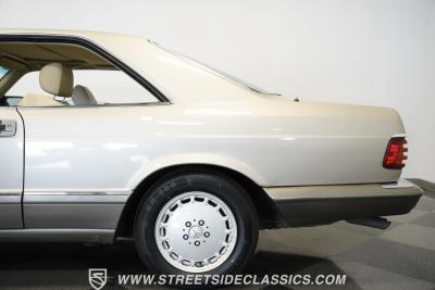 1990 Mercedes - Benz 560SEC