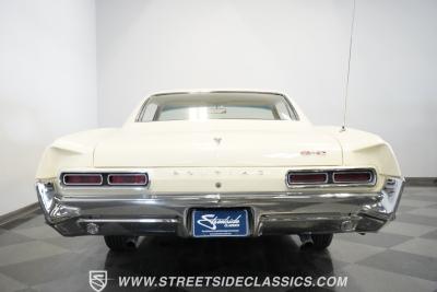 1966 Pontiac 2+2 Hardtop