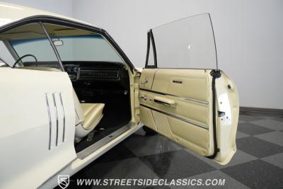 1966 Pontiac 2+2 Hardtop