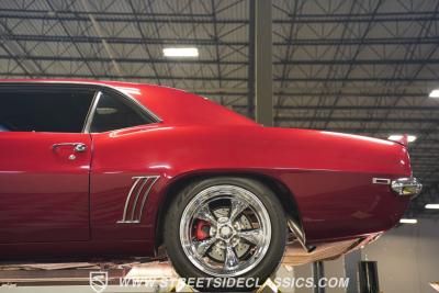 1969 Chevrolet Camaro SS Tribute