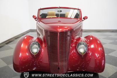 1937 Ford Cabriolet Street Rod