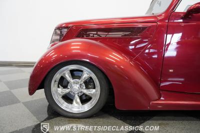 1937 Ford Cabriolet Street Rod