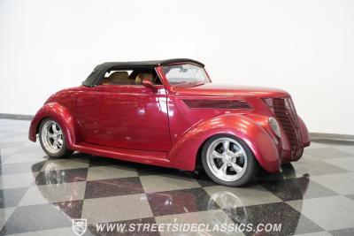 1937 Ford Cabriolet Street Rod