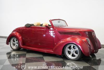 1937 Ford Cabriolet Street Rod