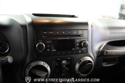 2014 Jeep Wrangler Unlimited Sport Hemi