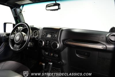 2014 Jeep Wrangler Unlimited Sport Hemi