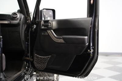 2014 Jeep Wrangler Unlimited Sport Hemi