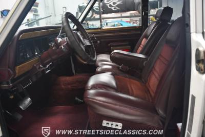 1988 Jeep Grand Wagoneer