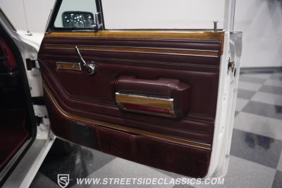 1988 Jeep Grand Wagoneer