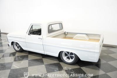 1968 Ford F-100 Supercharged restomod