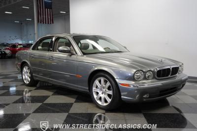 2004 Jaguar XJ8