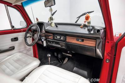 1975 Volkswagen Super Beetle