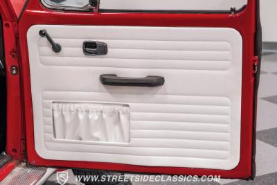 1975 Volkswagen Super Beetle