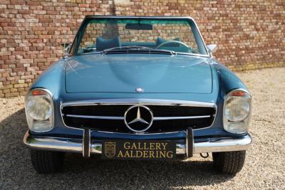 1968 Mercedes - Benz Mercedes Benz 280 SL Pagode &ldquo;with manual gearbox&rdquo;