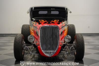 1934 Ford 3-Window Coupe