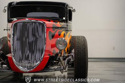 1934 Ford 3-Window Coupe