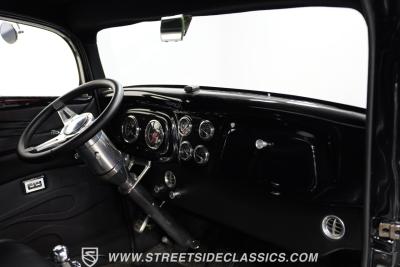 1934 Ford 3-Window Coupe