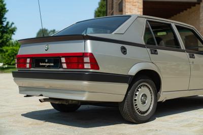 1989 Alfa Romeo 75 2.0