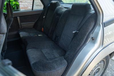 1989 Alfa Romeo 75 2.0