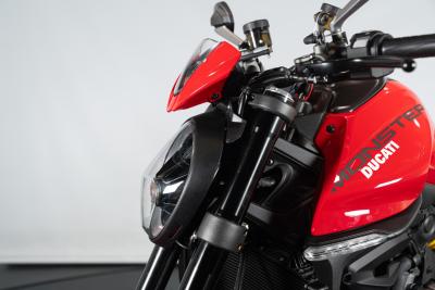 2022 Ducati MONSTER