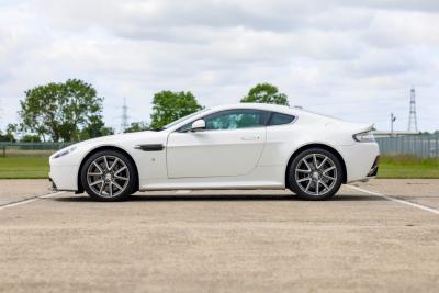 2012 Aston Martin Vantage