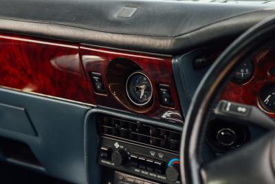 1988 Aston Martin Vantage